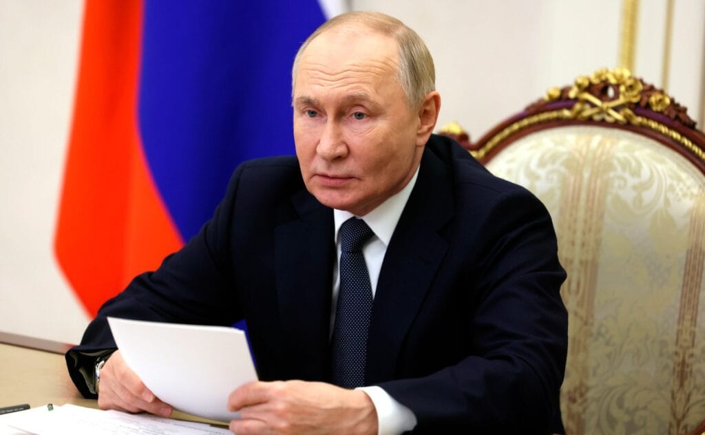 Путин и Си Цзиньпин обсудили украинский кризис и подготовку к саммиту ШОС